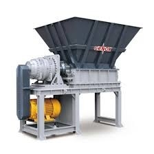 Rozdrabniacz plastikowy 1700x1650mm 1500 kg/h 350mm